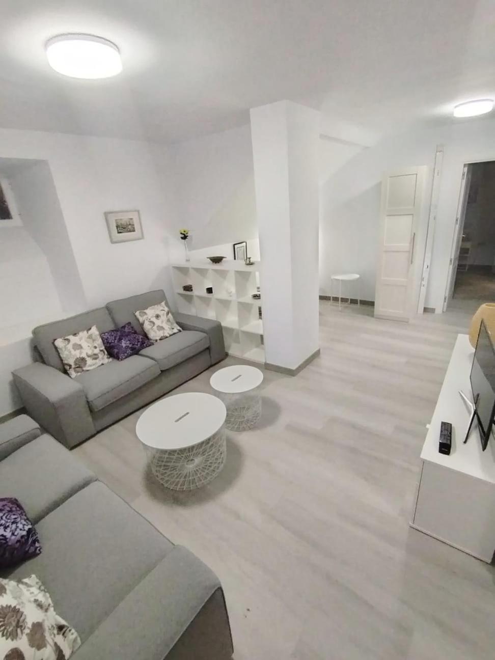 Bed and Breakfast 2-Centro Hab Compartida Masculina 8X Madrid Exterior foto